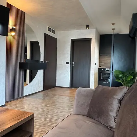Vip With Sea View Apartament *